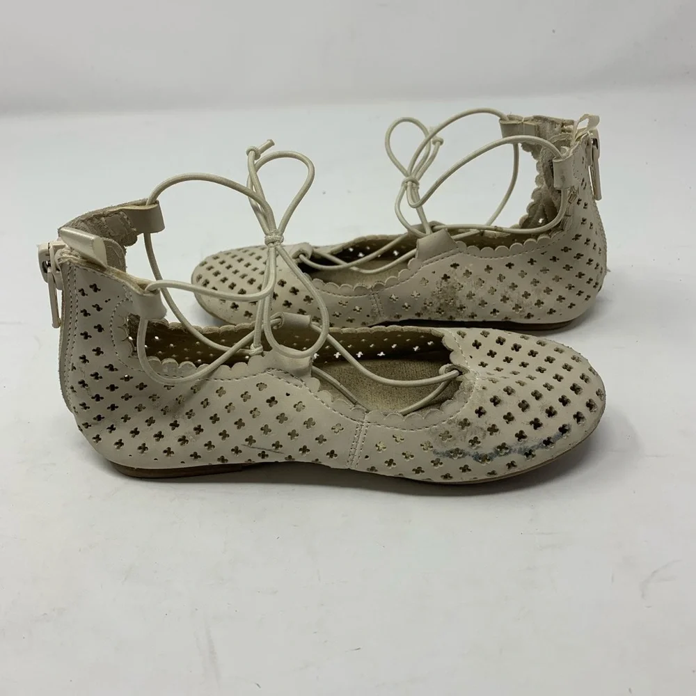 Gap perforated gladiator‎ flat sandal size 9